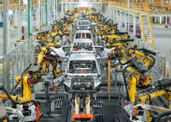 Nova política “zero defeitos” da BYD busca alcançar padrão Toyota de produção