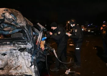 Explosões sacodem capital da Ucrânia antes da viagem de Zelensky aos EUA