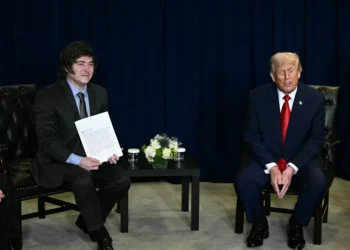 Milei elogia investida de Trump para ‘libertar o povo da Venezuela’