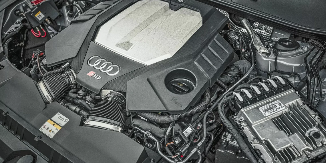 Europa desiste de proibir carros com motor a combustão a partir de 2035