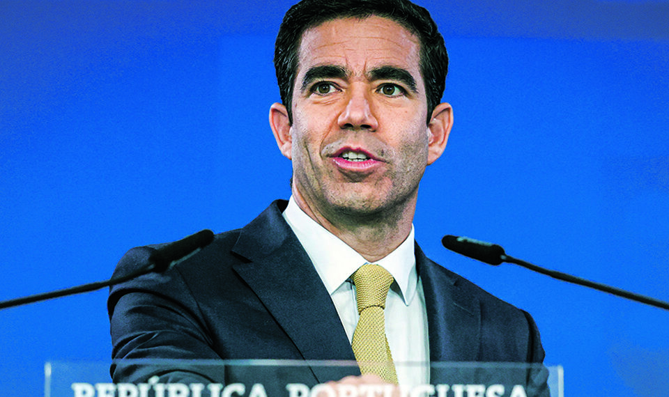 Governo elimina imposto sobre produtores de eletricidade