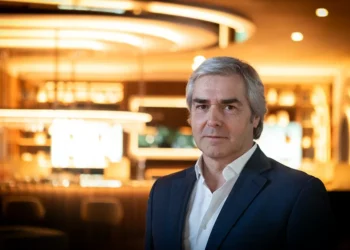 Candidatura a empréstimos europeus inclui fragatas, investimento no Alfeite, blindados, satélites e drones, refere Nuno Melo