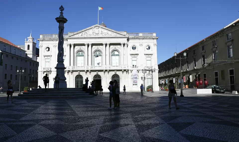 Câmara de Lisboa reduz orçamento para 2026 mas aumenta investimento