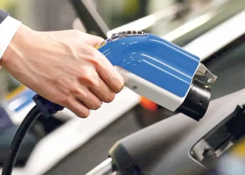 Rede nacional de carregamento elétrico fecha 2025 com recordes