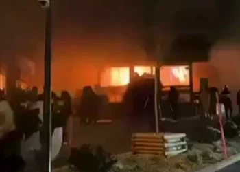 Sinalizadores teriam sido a causa de incêndio que matou 40 pessoas em bar na Suíça