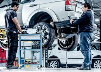 Por que revisar seu carro é a parte mais importante da viagem de férias