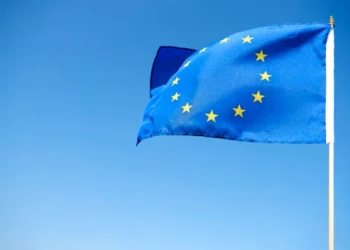 UE pede calma na Venezuela e defende respeito aos princípios do direito internacional