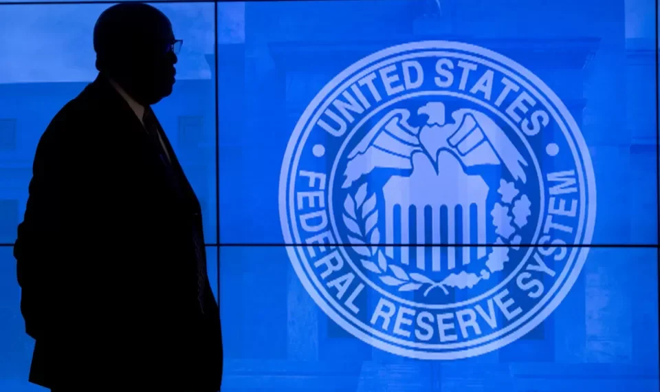 EUA: Reserva Federal arranca ano com pausa nos cortes de juros