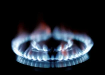 Gás natural dispara mais de 20%