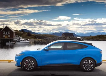 Ford e General Motors vão criar bancos nos Estados Unidos