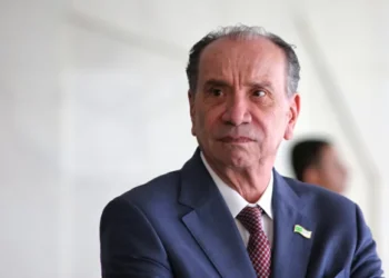 Aloysio Nunes diz governo Bolsonaro atrasou negociações do acordo Mercosul-UE