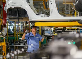 Indústria automotiva projeta para este ano alta de 3,7% na produção