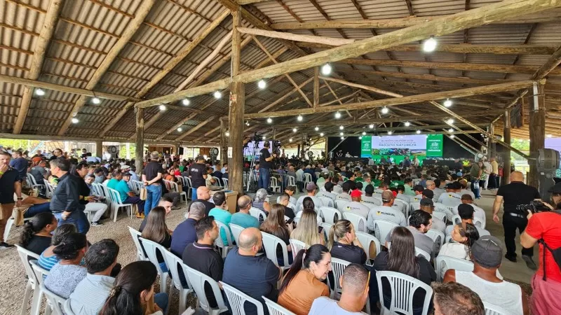 Gigante da celulose avança sobre o Guaíba sob promessa de bilhões e alerta da sociedade civil