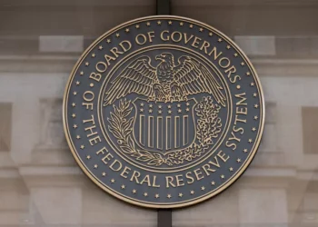 Fed mantém taxa de juros dos EUA na faixa entre 3,50% e 3,75%