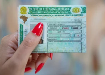 Novos pedidos de CNH quadruplicam em janeiro após mudanças, diz Senatran