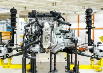 Stellantis trocará motores com correia banhada a óleo pelos Firefly, com corrente