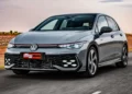 Volkswagen Golf GTI e R a gasolina terão vida longa, mesmo com versões elétricas