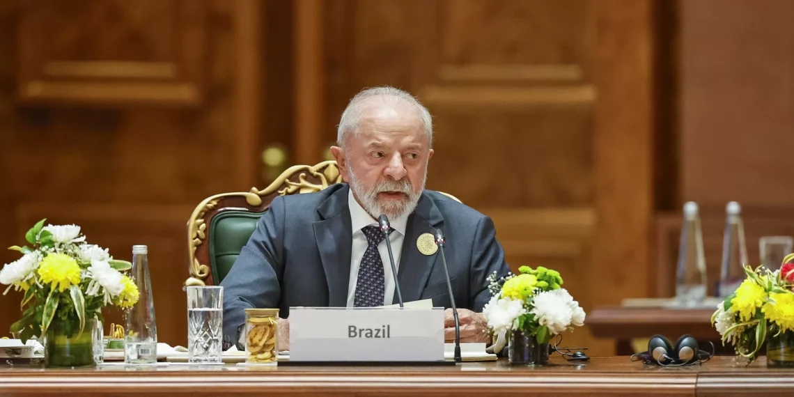 Lula destaca proposta chinesa e defende governança global da IA em cúpula na Índia