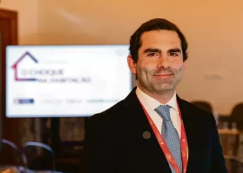 Choque processual vai obrigar a reforçar e formar no Estado