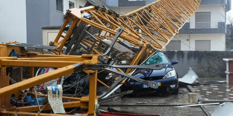 Comissário Europeu Christophe Hansen avalia danos de tempestades em Portugal