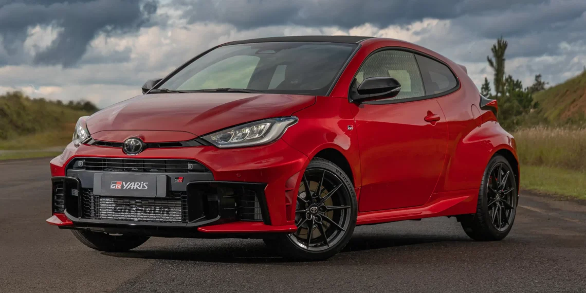 Toyota GR Yaris chega ao Brasil por R$ 354.990 e com menos de 200 unidades